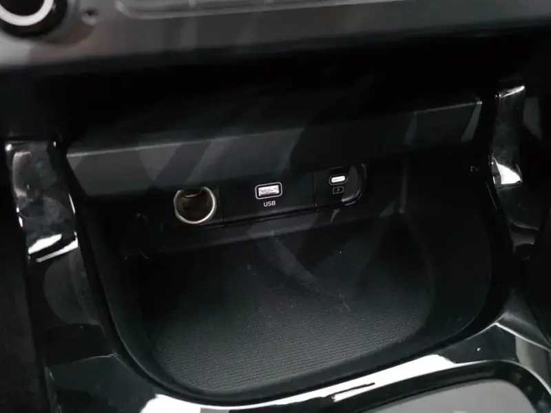 2023 Kia Seltos с пробегом 10 675 км