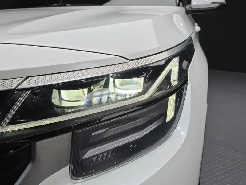 2024 Kia Seltos с пробегом 24 934 км