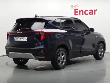 2023 Kia Seltos с пробегом 68 633 км