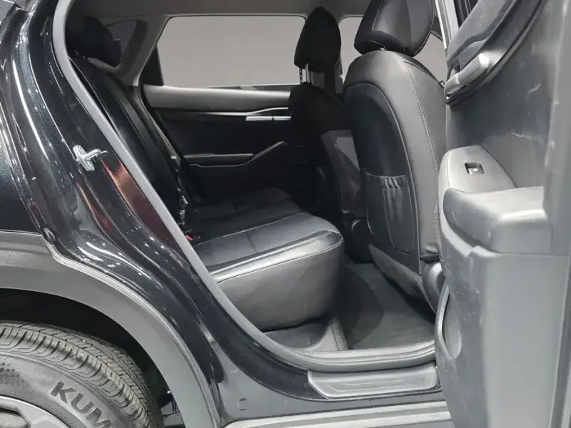 2023 Kia Seltos с пробегом 34 631 км