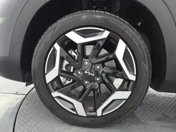 2024 Kia Seltos с пробегом 32 480 км