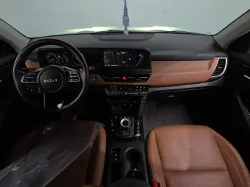 2024 Kia Seltos с пробегом 32 480 км