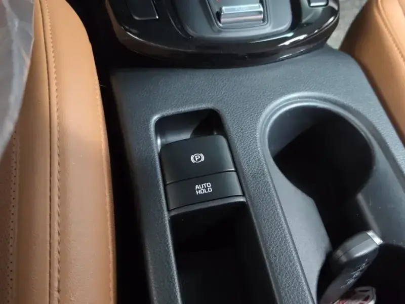 2024 Kia Seltos с пробегом 32 480 км