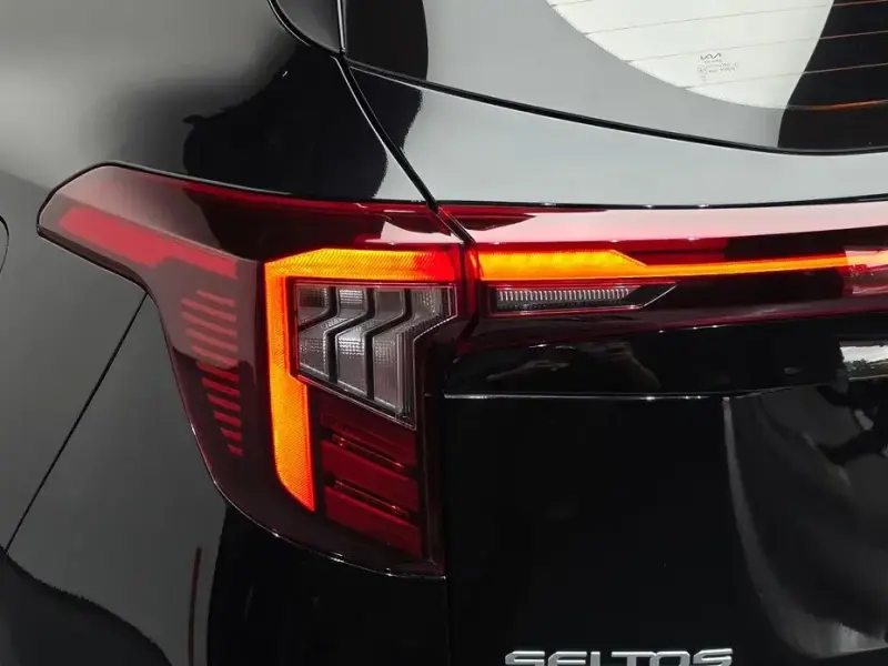 2024 Kia Seltos с пробегом 32 480 км