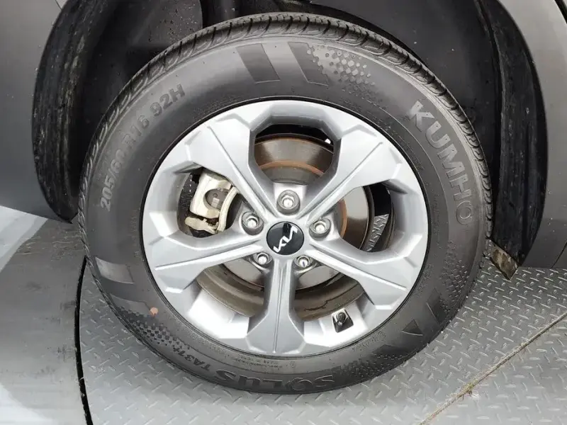 2024 Kia Seltos с пробегом 48 230 км