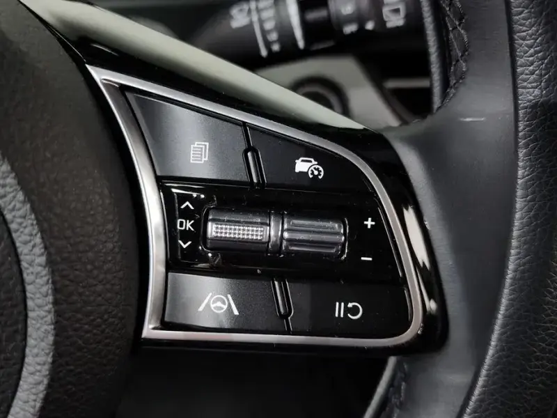 2024 Kia Seltos с пробегом 48 230 км