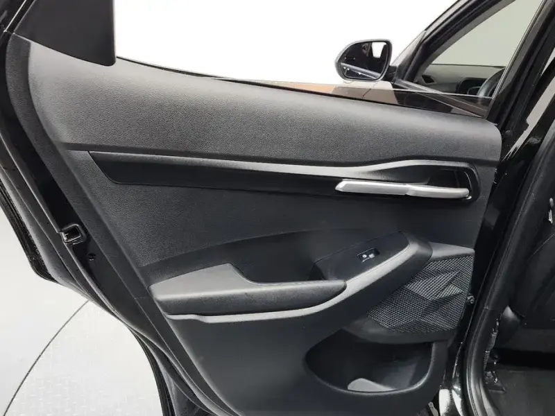 2024 Kia Seltos с пробегом 48 230 км