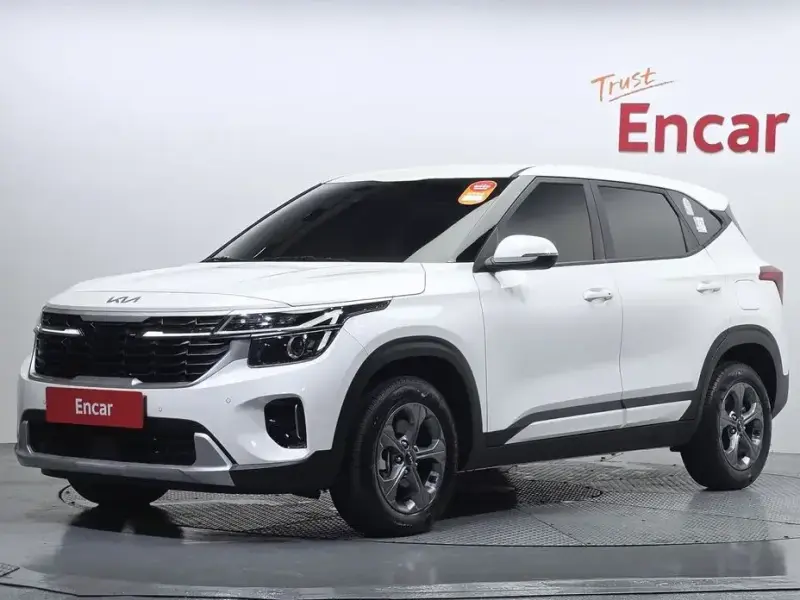 2025 Kia Seltos с пробегом 12 396 км