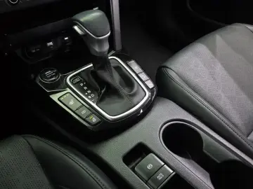 2025 Kia Seltos с пробегом 12 396 км