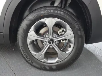 2025 Kia Seltos с пробегом 12 396 км