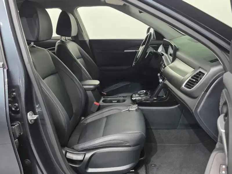 2023 Kia Seltos с пробегом 49 773 км