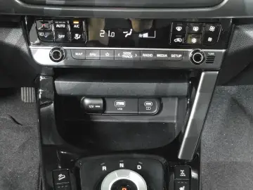 2023 Kia Seltos с пробегом 49 773 км