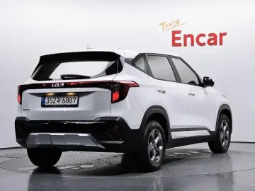 2022 Kia Seltos с пробегом 28 745 км