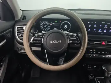 2022 Kia Seltos с пробегом 28 745 км