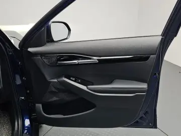 2024 Kia Seltos с пробегом 9 994 км