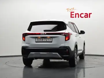 2025 Kia Seltos с пробегом 24 174 км