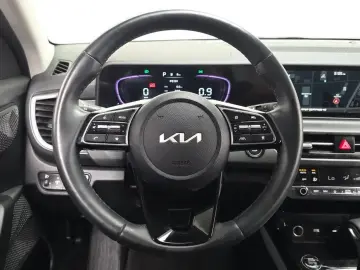 2025 Kia Seltos с пробегом 24 174 км