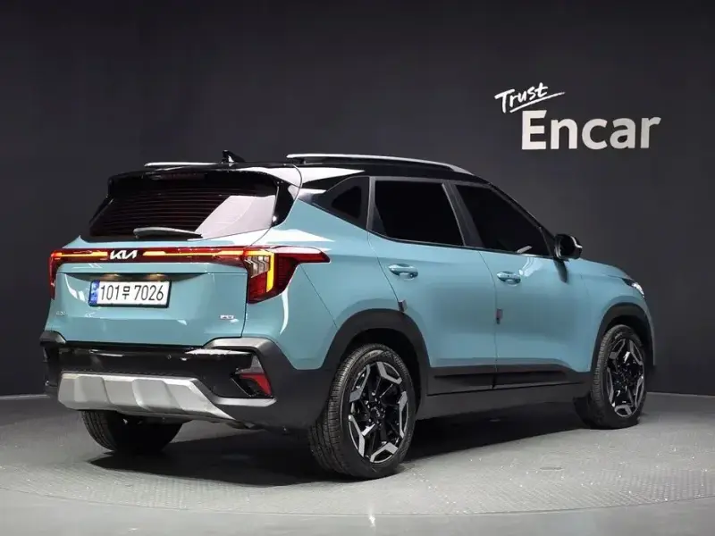 2023 Kia Seltos с пробегом 9 845 км