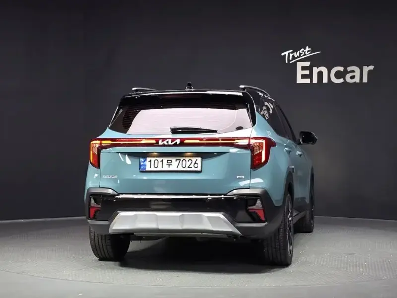 2023 Kia Seltos с пробегом 9 845 км