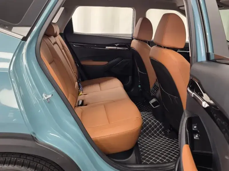 2023 Kia Seltos с пробегом 9 845 км
