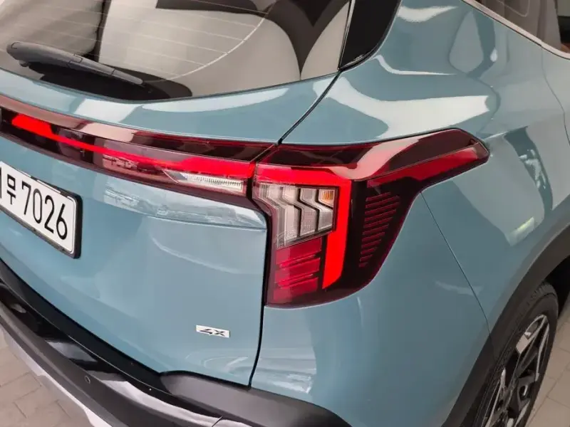 2023 Kia Seltos с пробегом 9 845 км