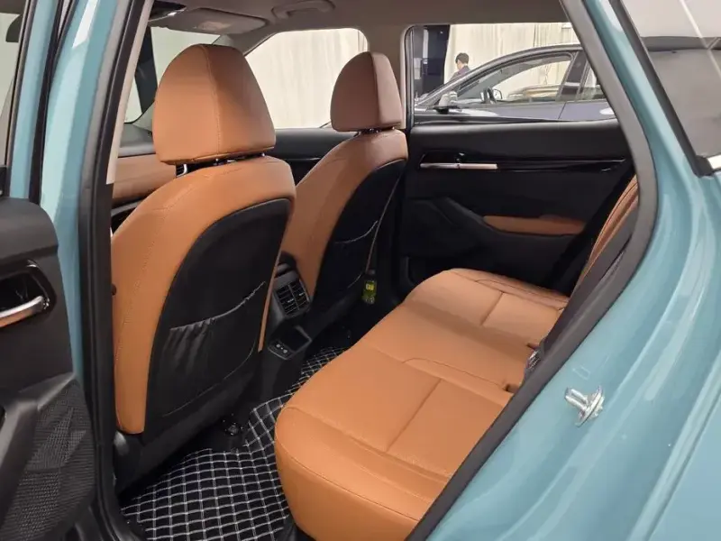 2023 Kia Seltos с пробегом 9 845 км