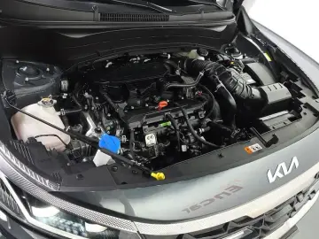 2024 Kia Seltos с пробегом 25 075 км
