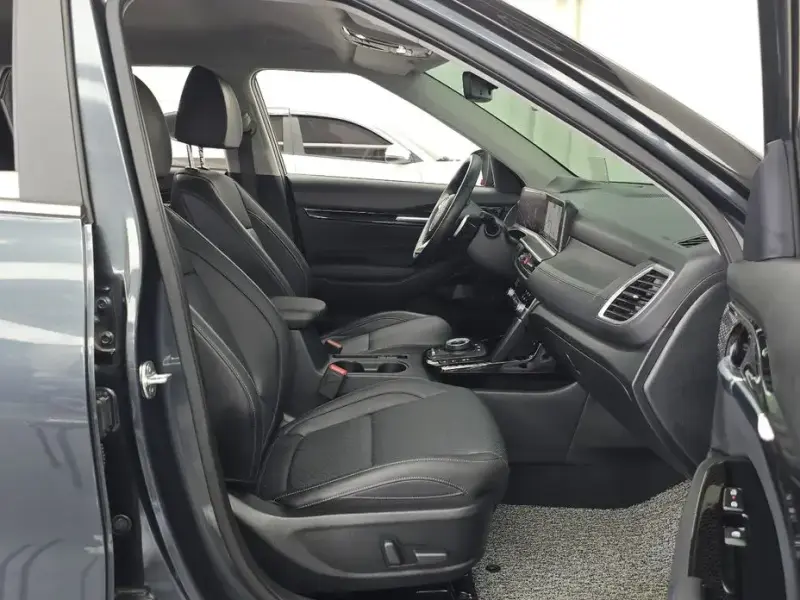 2023 Kia Seltos с пробегом 35 681 км