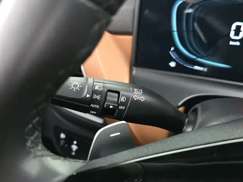 2024 Kia Seltos с пробегом 25 075 км