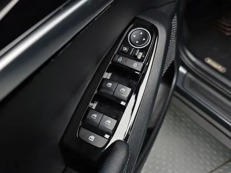 2024 Kia Seltos с пробегом 12 386 км