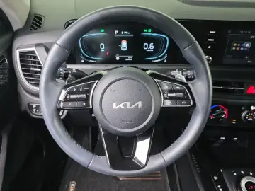 2024 Kia Seltos с пробегом 12 386 км