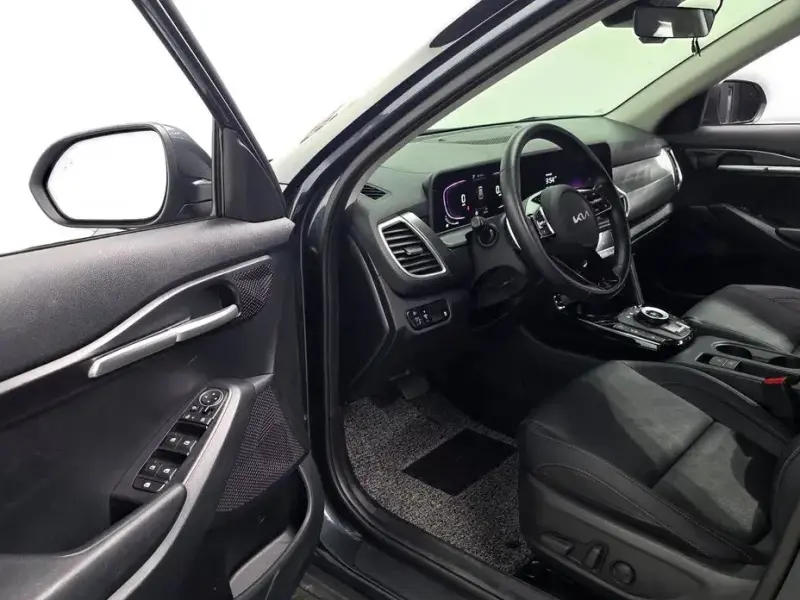 2025 Kia Seltos с пробегом 8 019 км