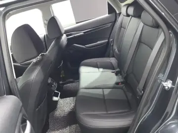 2025 Kia Seltos с пробегом 8 019 км