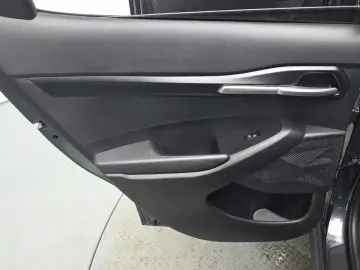 2025 Kia Seltos с пробегом 8 019 км