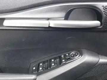 2025 Kia Seltos с пробегом 8 019 км