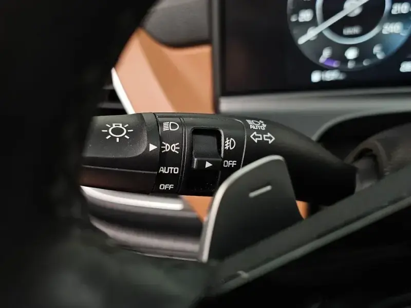 2023 Kia Seltos с пробегом 92 283 км