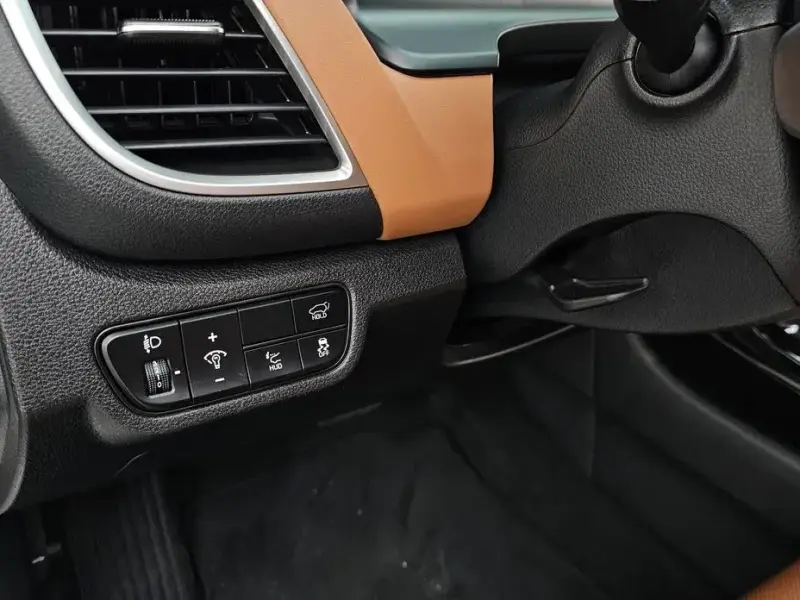 2023 Kia Seltos с пробегом 92 283 км