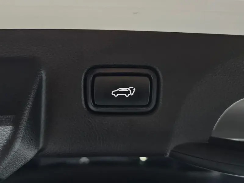 2023 Kia Seltos с пробегом 92 283 км
