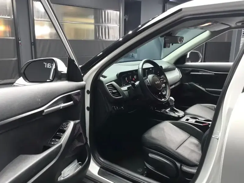 2024 Kia Seltos с пробегом 33 516 км