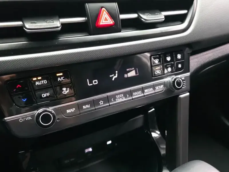 2024 Kia Seltos с пробегом 33 516 км