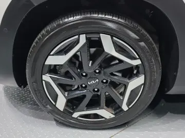 2023 Kia Seltos с пробегом 43 512 км