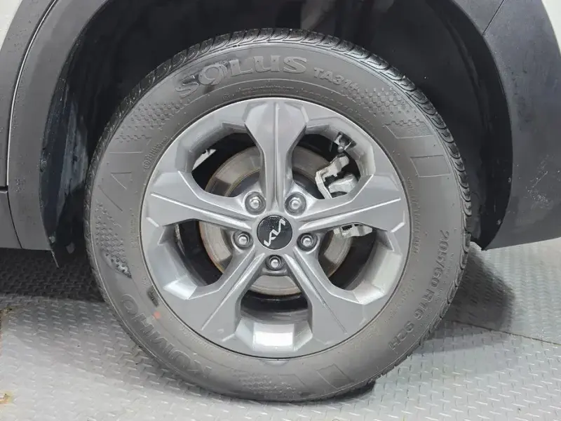 2024 Kia Seltos с пробегом 17 761 км