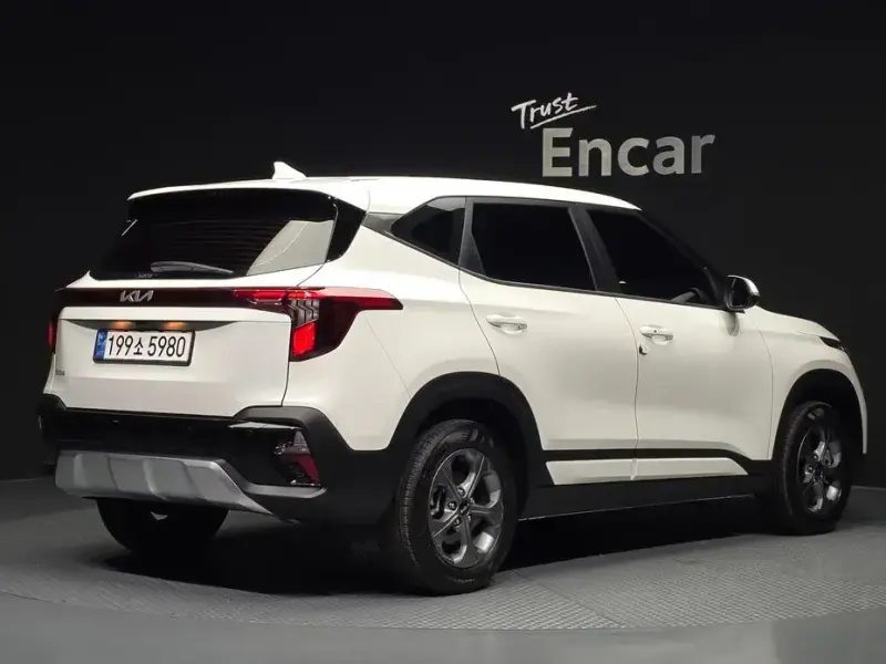 2024 Kia Seltos с пробегом 9 482 км