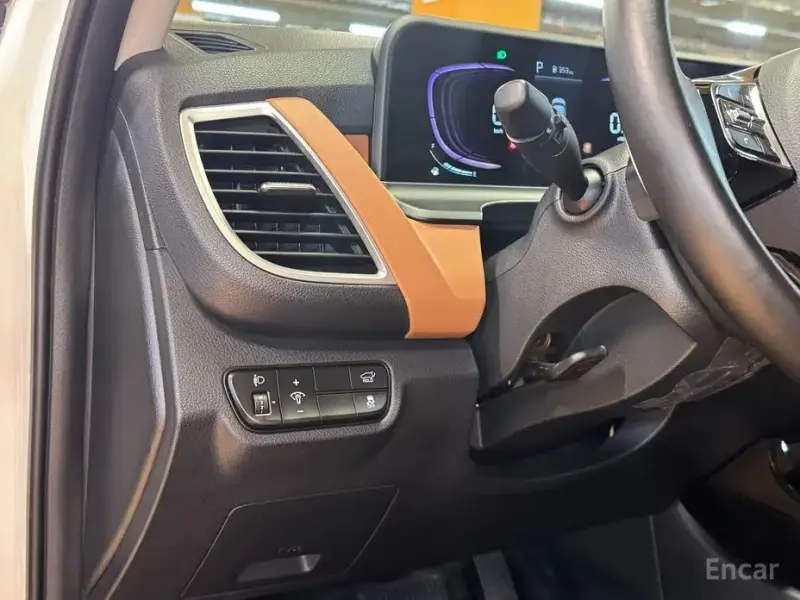 2025 Kia Seltos с пробегом 10 789 км