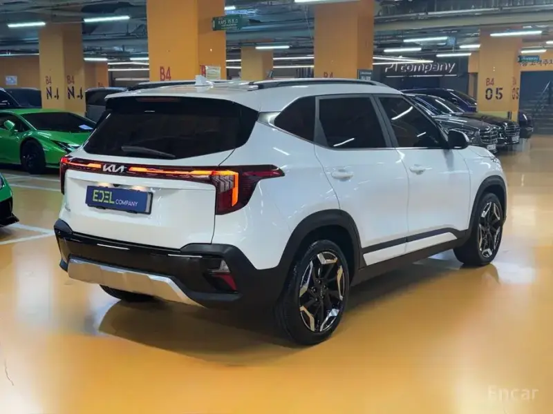 2025 Kia Seltos с пробегом 10 789 км