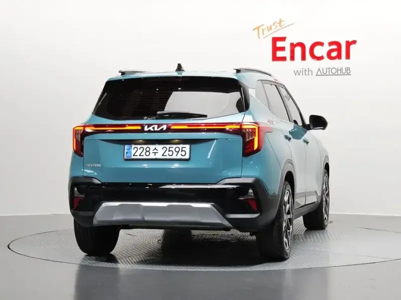 2023 Kia Seltos с пробегом 2 705 км