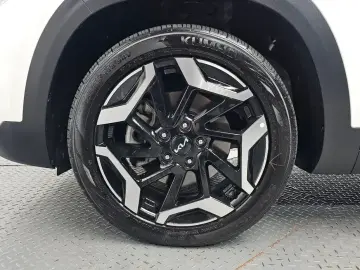 2024 Kia Seltos с пробегом 52 939 км