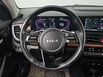 2024 Kia Seltos с пробегом 52 939 км