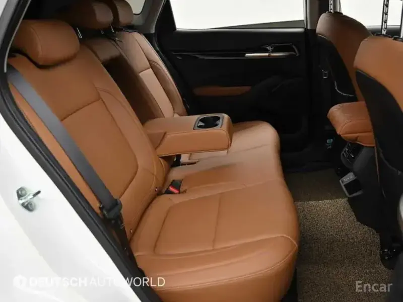 2023 Kia Seltos с пробегом 9 886 км