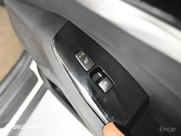 2023 Kia Seltos с пробегом 9 886 км